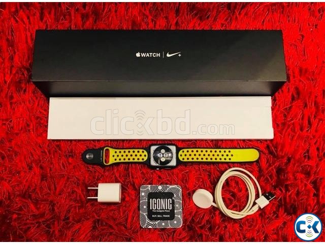 Apple Watch Series 2 42MM Nike Edition with sports band boxe large image 0