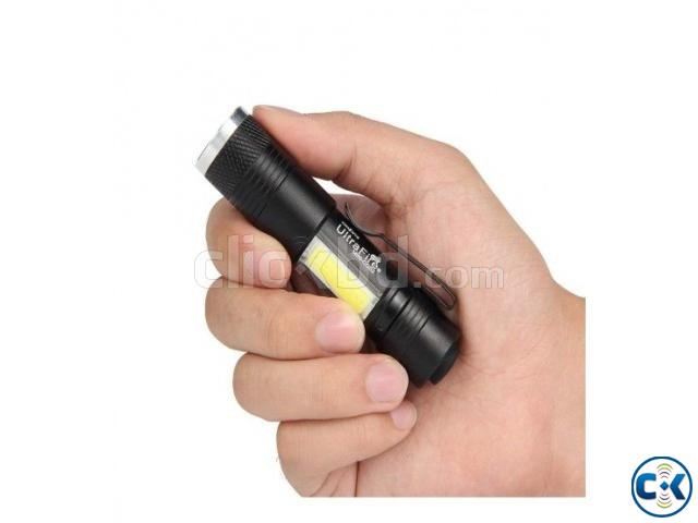 Mini Rechargeable Torch Light large image 0