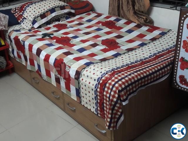 Nice Semi bed with attractive price large image 0