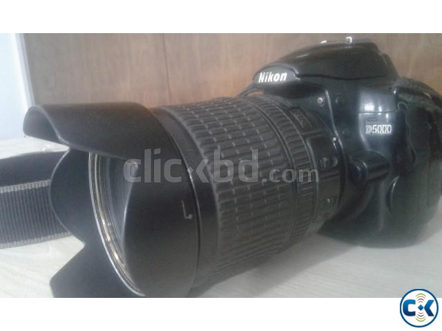 DSLR Nikon camera model D5000 large image 0
