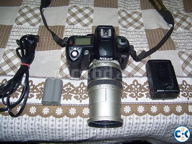 Nikon D70 -Lens-28-200  large image 0