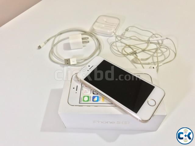 Apple iPhone 5s 16GB Gold edition large image 0