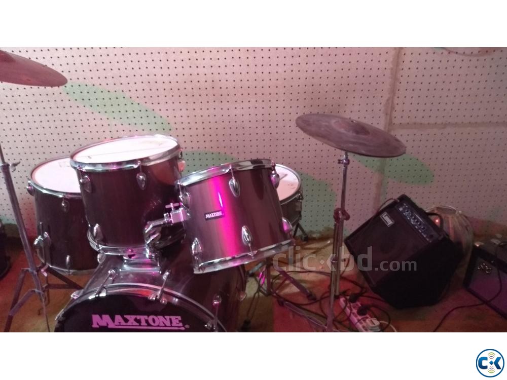 Maxtone 5 piece drumset large image 0
