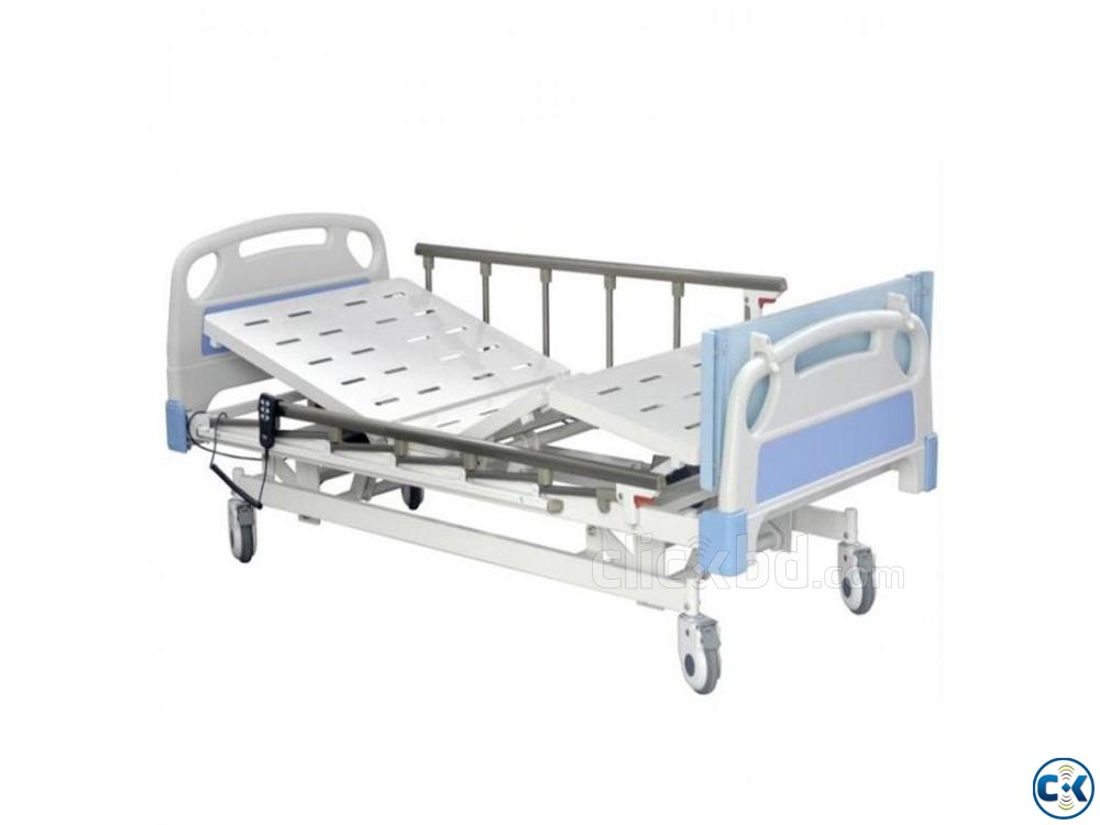 High Quality Three Functions Electric Hospital Patient Bed R large image 0