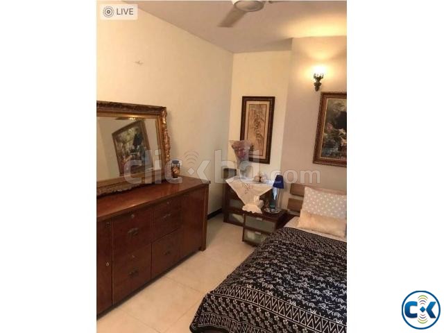 2477 sft full furnished flat at gulshan north road-81 82 large image 0