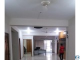 Flat Rent 2200 Sq Ft for Family Office at Mirpur DOHS