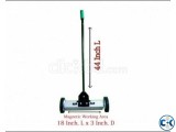 18″ Magnetic Floor Sweeper with Release