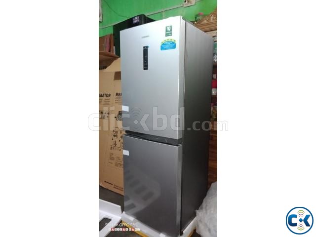 Samsung refrigerator 218L large image 0