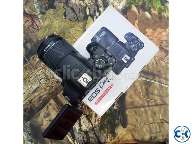 Canon EOS Kiss X7i EOS 700D with EF-S 18-55mm IS STM Lens large image 0