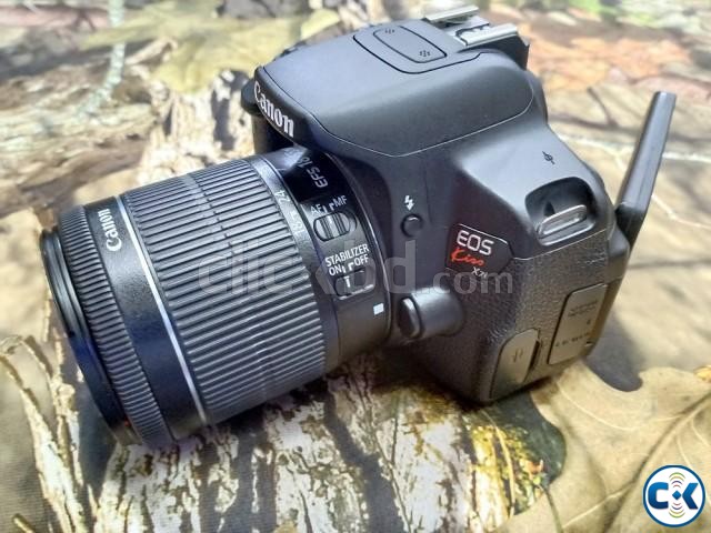Canon EOS Kiss X7i EOS 700D with EF-S 18-55mm IS STM Lens large image 4