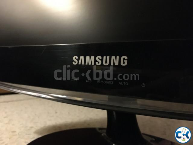 Samsung Monitor large image 1