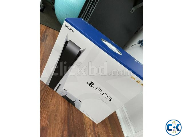 Sony PlayStation 5 PS5 Console Disc Version NEW large image 0