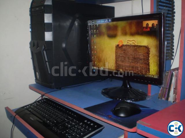 Gaming Working PC with FREE TABLE  large image 0