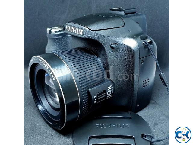 Fujifilm FinePix SL310 Digital Semi-DSLR Camera USED large image 0