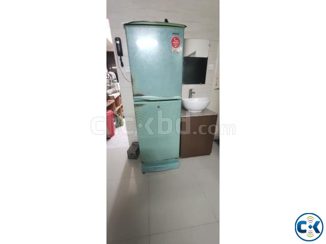 SAMSUNG Non-Frost Refrigerator along with Voltage Stabilizer large image 1