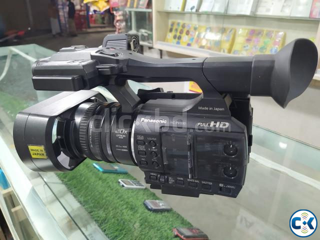 Panasonic HC-PV 100 Professional Camcorder Look Like New large image 1