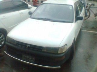 toyota AE100 model 99 2004...station wagon white