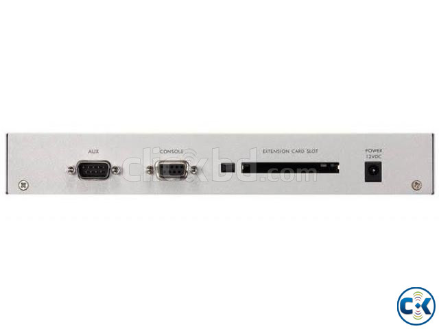 ZyXEL USG200 Unified Security Gateway Firewall with 7 Gigabi large image 1