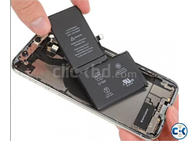 iPhone 11 Battery large image 4