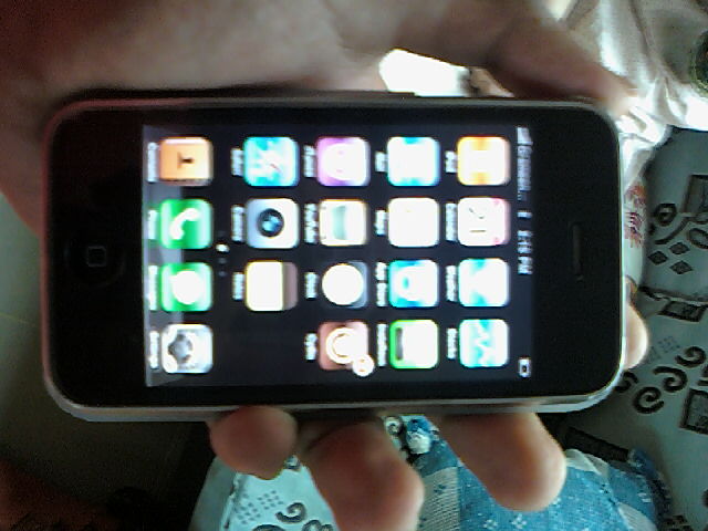 Iphone 3g 8gb for sale with charger and headphone large image 0