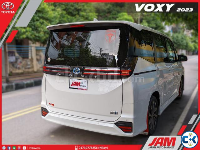 Toyota Voxy Hybrid S Z Package 2023 large image 2