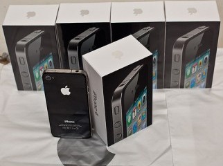 Apple iPhone 4G 32gb Brand new Factory Unlocked 