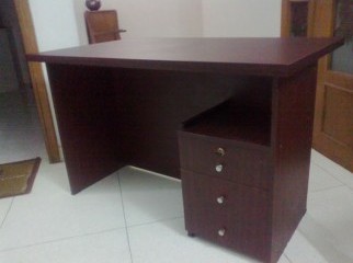 Wooden desk with 3 drawers lacquer coloured 