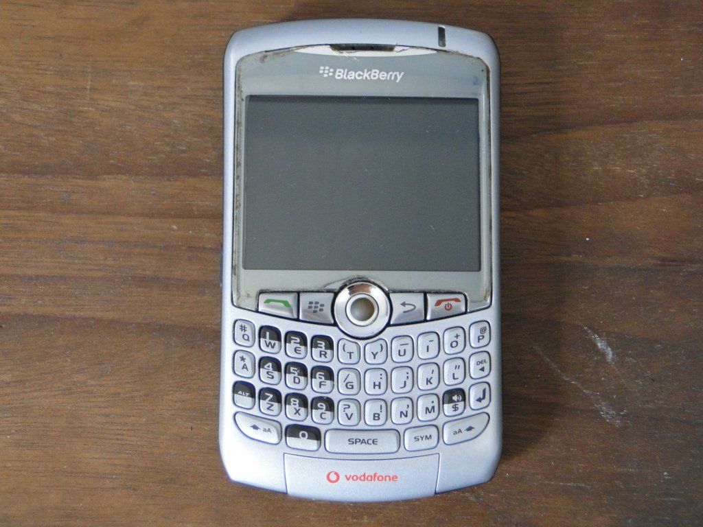 Blackberry Original Curve 8320 large image 0