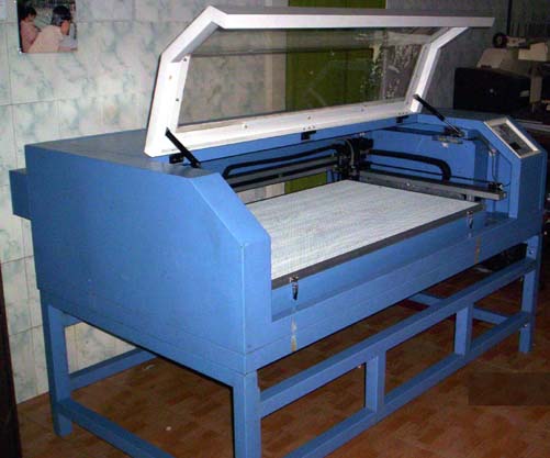 Laser cutter machine large image 0