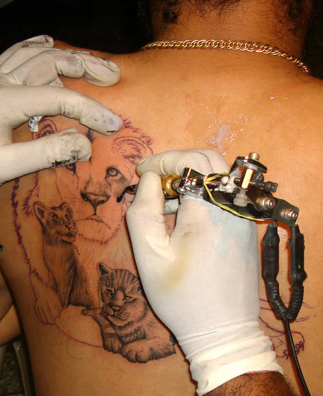 We do the best tattoo in Bangladesh- any color  large image 0