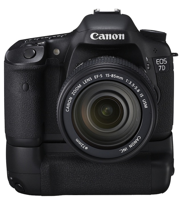 Canon EOS 7D DSLR Camera with free shipping large image 0