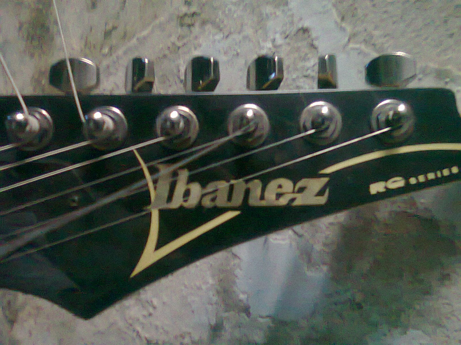 ibanez guitar and amp large image 1