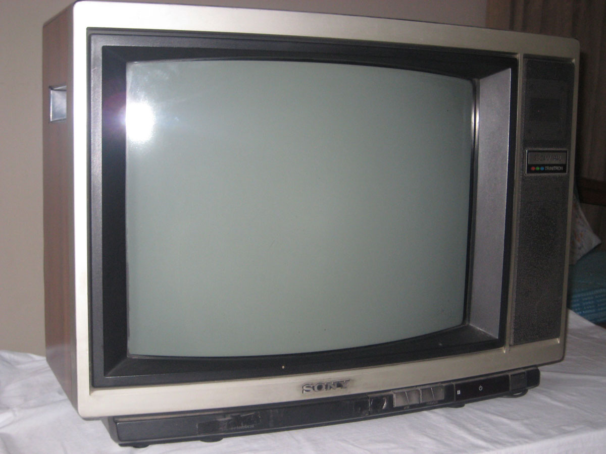 SONY TRINITRON 21 COLOR TELEVISION large image 0