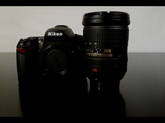 Nikon d90 Digital camera cost 500 Usd Canon EOS 5D Mark II