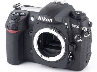 Nikon D200 body only Lowest Price