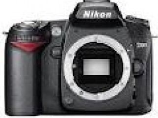 Nikon D90 Vertical Battery Grip Extra Battery