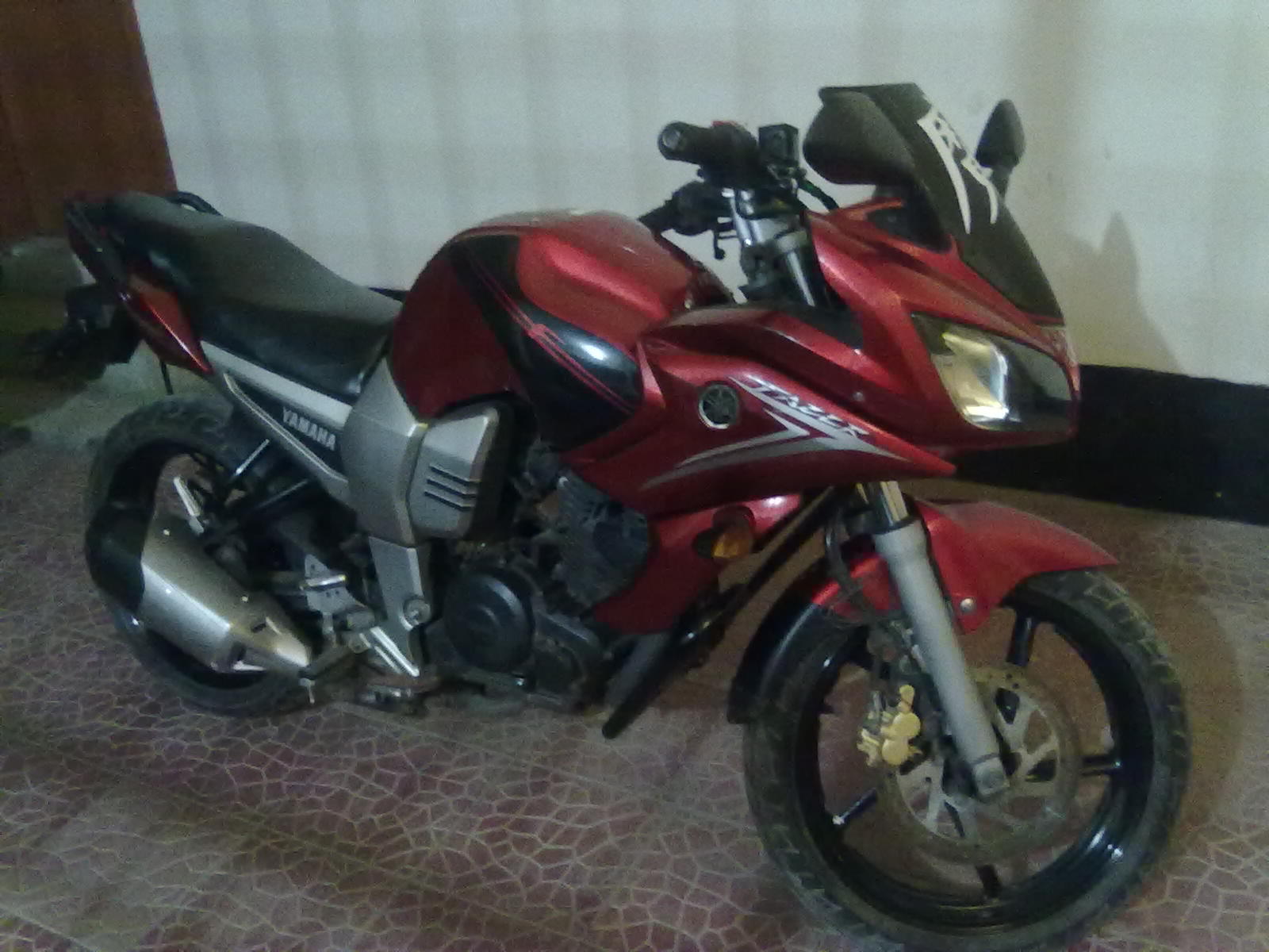 YAMAHA FAZER RED COLOR TOTALLY FRESH CONDITION large image 0