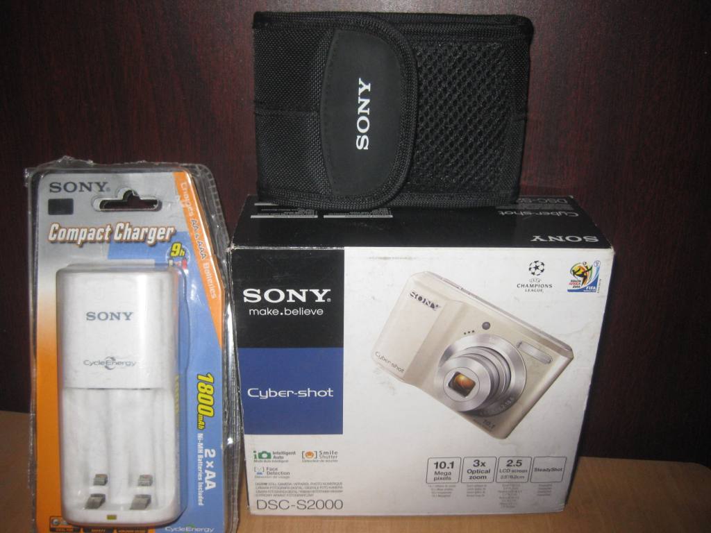 Sony CyberShot Digital Camera 10.1 Megapixel large image 2