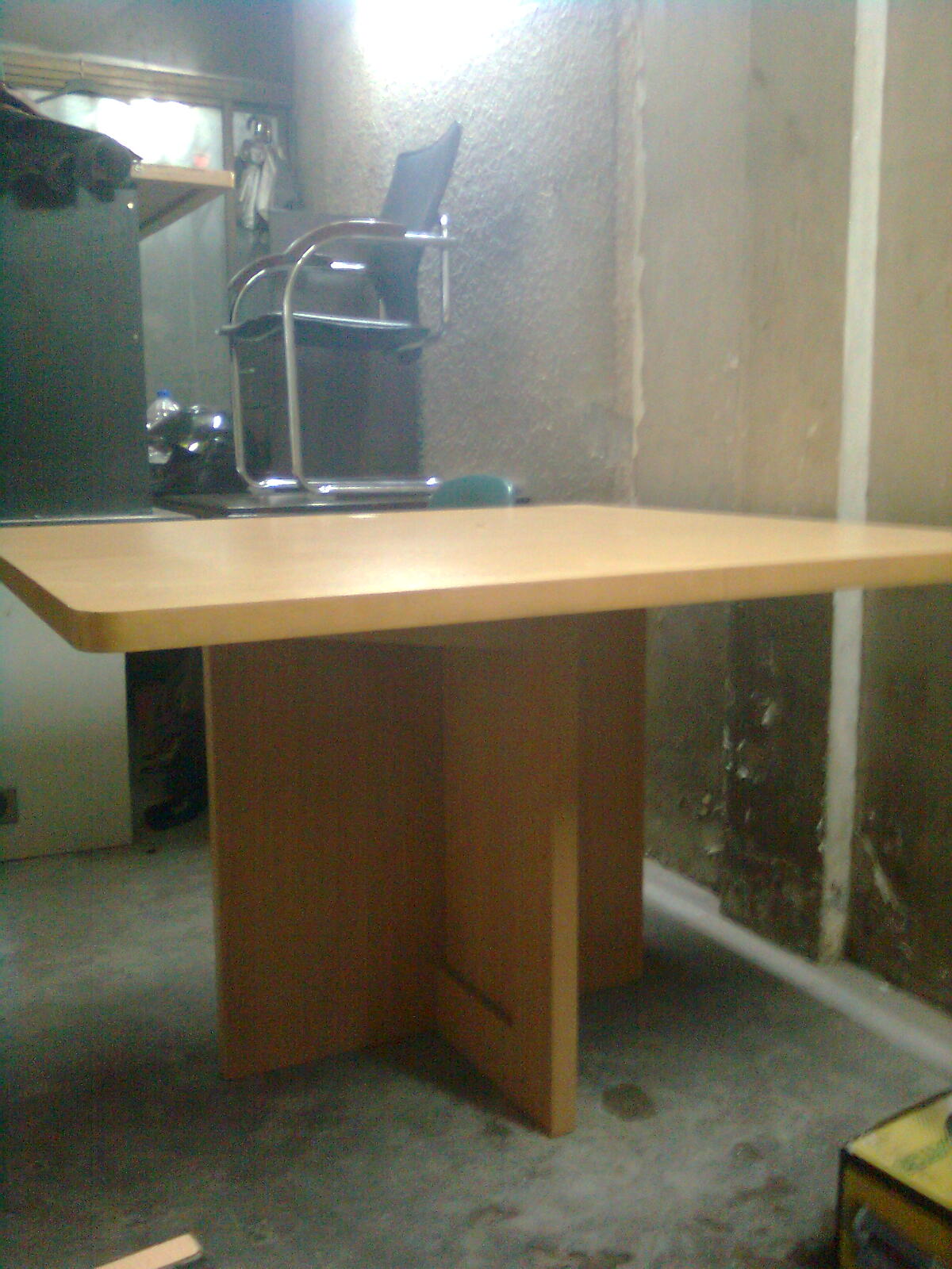 Table large image 1