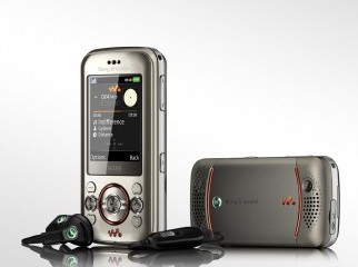 Sony Ericsson W395 lowest price with all kids
