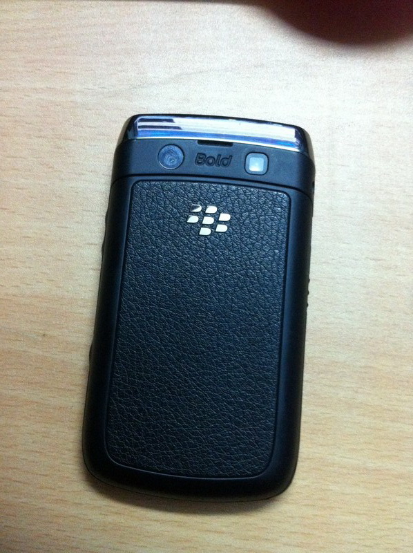 Original Blackberry 9700 BOLD no Carrier large image 2