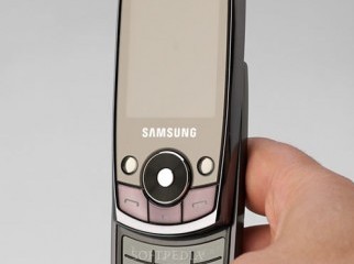 Samsung J700 Mobile 3000 -
