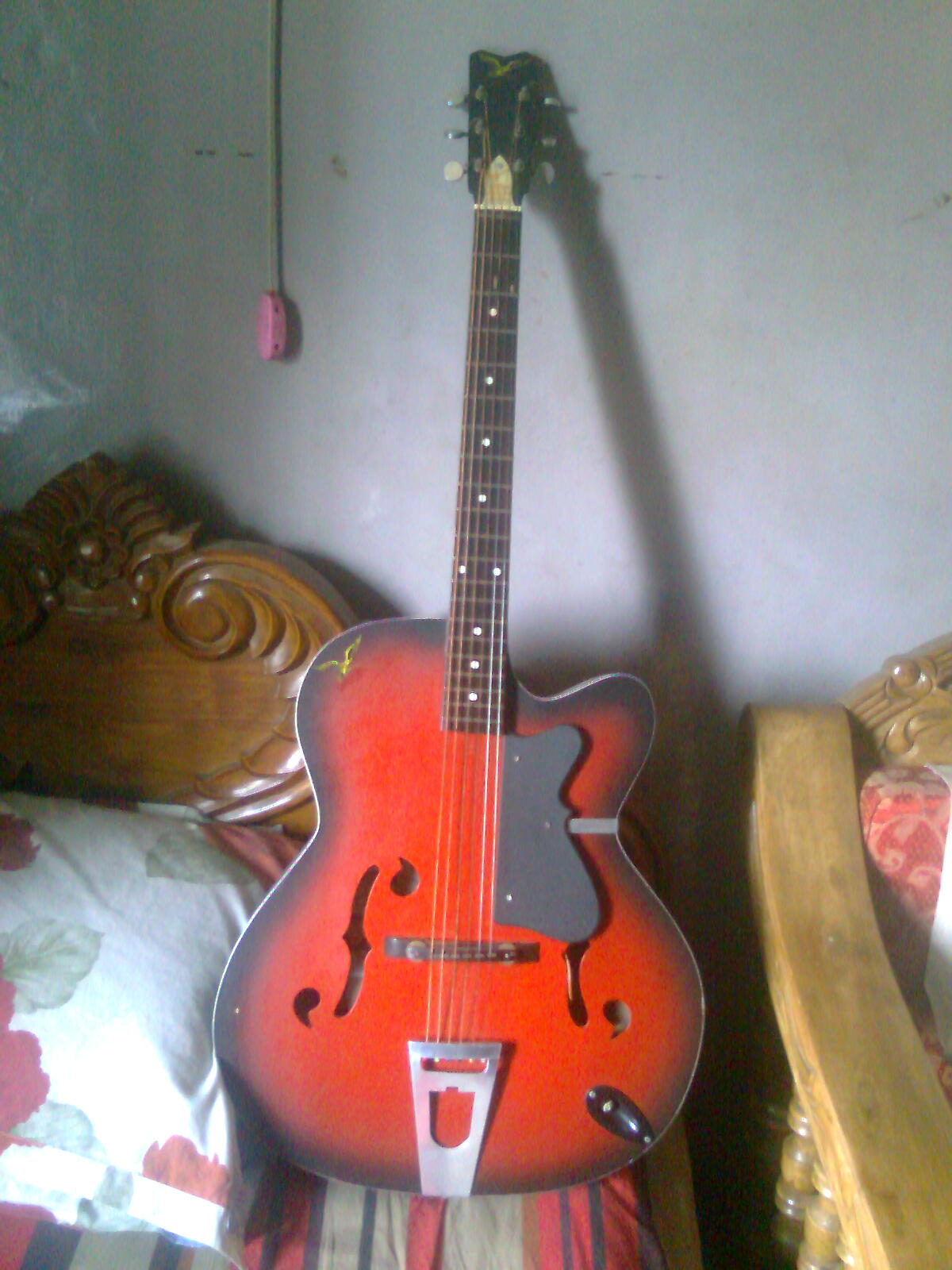 Guitar for sell only 2500tk call 01675732602 large image 0