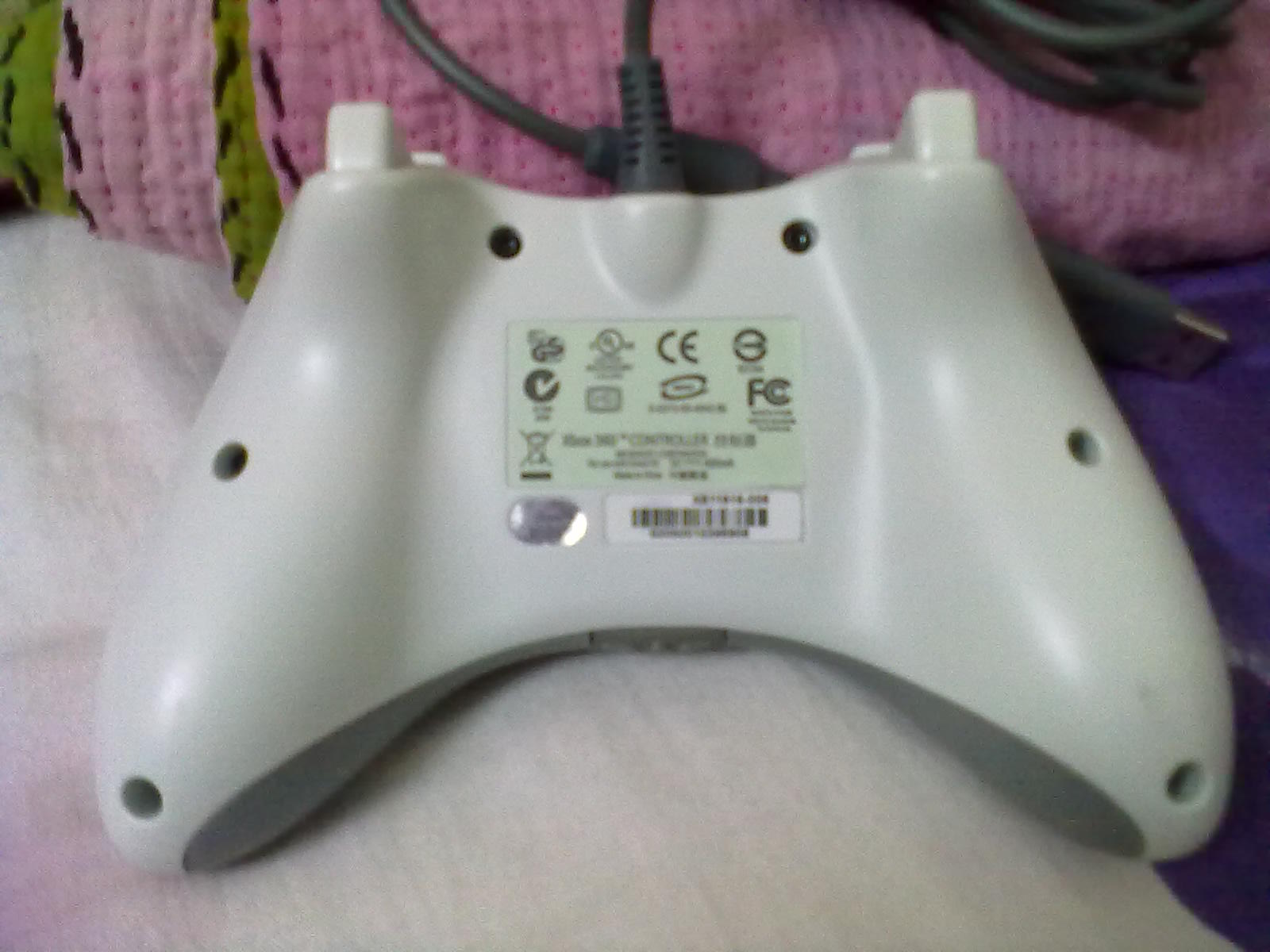 XBox 360 wired controller_new large image 1