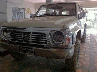 Nissan Patrol 91 WGY60 pls call for more info 01670668511