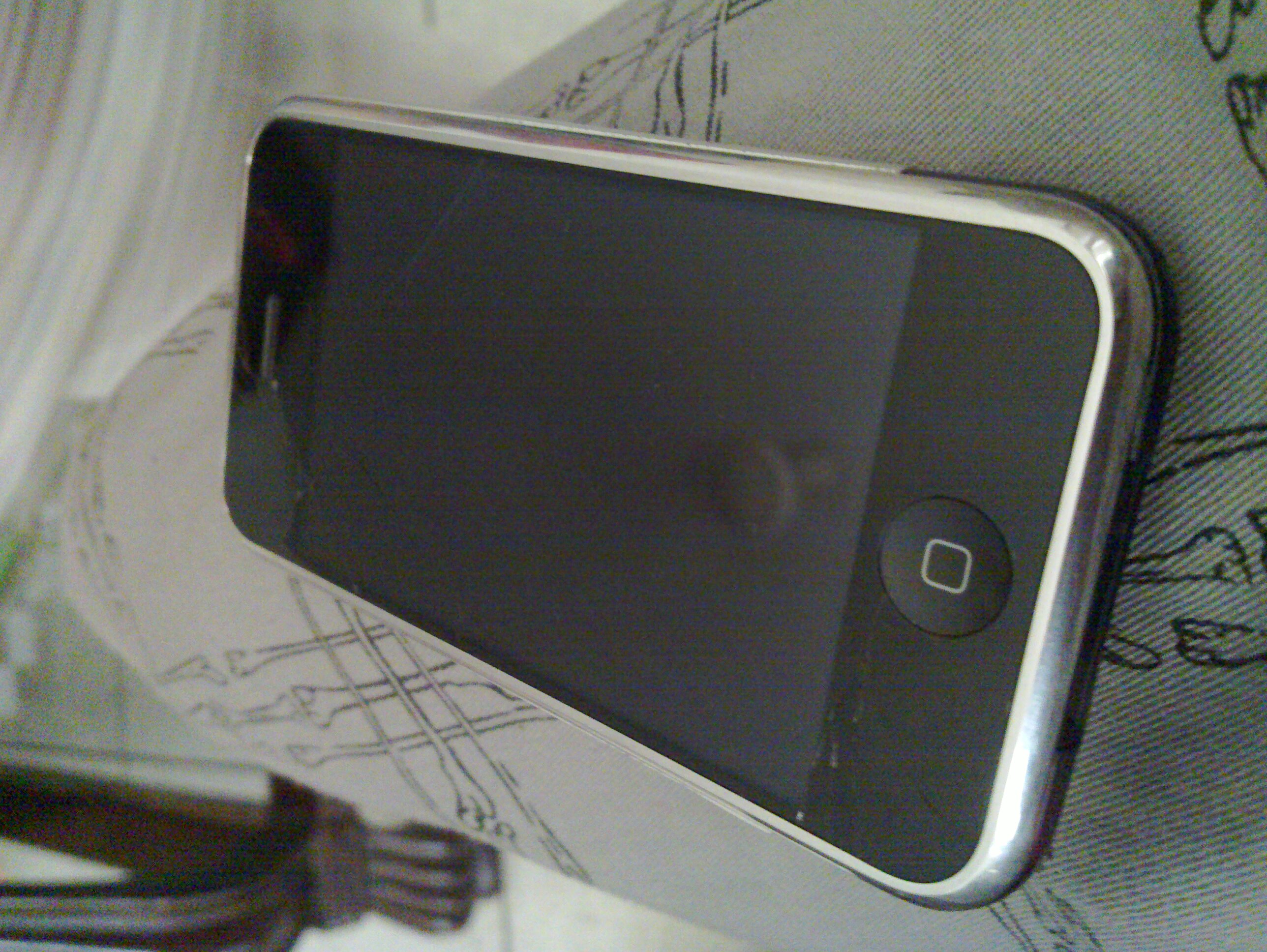 Iphone 2g 16gb for sale. Details inside. large image 2