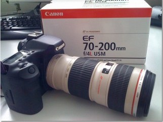 CANON Lens L series 70-200mm Telezoom f-4 fixed with IS 