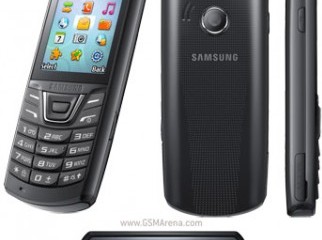 Samsung 2152 set with Cam MMC Dual Sim. call 01763-740 738