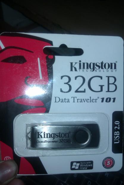 Kingston 32 GB DataTraveler 101 large image 0