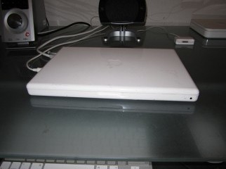 Apple Core2Duo Genuine USA Laptop